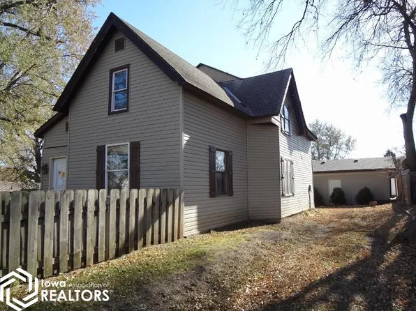 505 E 2nd St, Villisca, IA 50864