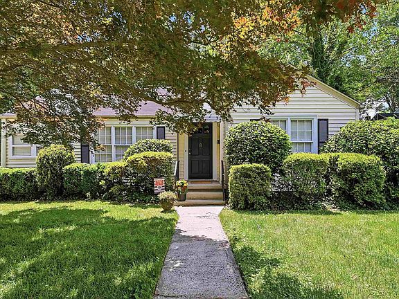 2nd image of 8 Northwood Ave