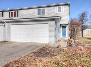 1706 Trails Dr, Urbana, IL 61802