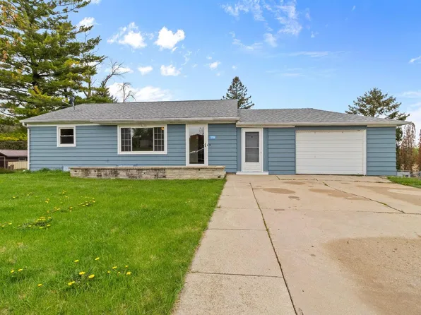 35 County Road Y NORTH North, Mayville, WI 53050