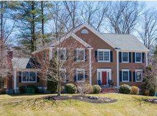 4 Westridge Dr, Hampton, NH 03842