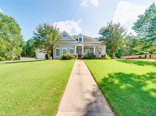 35 Carriage Ln, Senoia, GA 30276