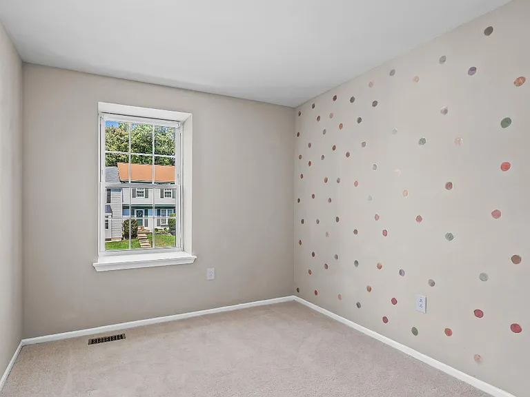 3163 Harvard St — Photo 18