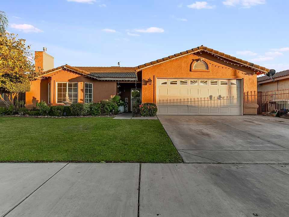 1st image of 538 Saint Teressa Ct