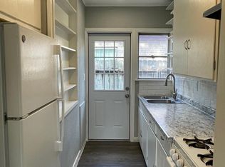 1301 S Hood St #7, Alvin, TX 77511