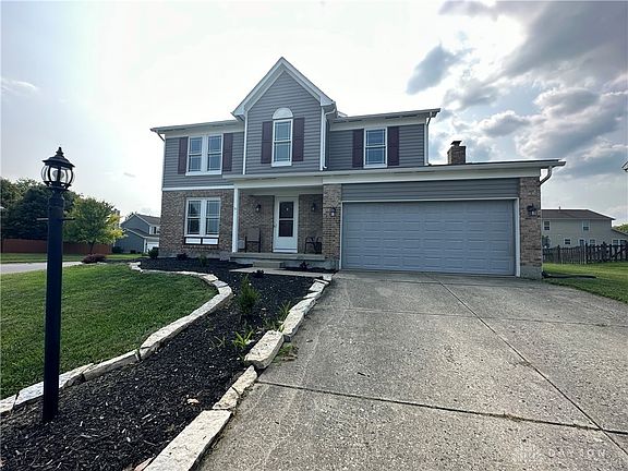 5th image of 925 Decker Dr