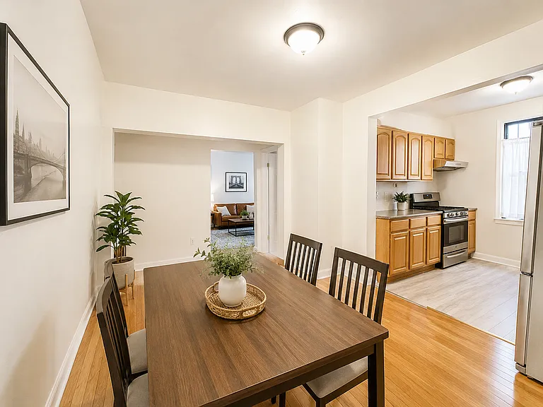 375 Midwood St #1R — Photo 6
