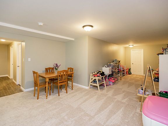 3rd image of 9008 McAlister Ct