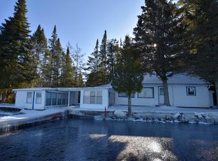 159 Lakeshore Dr, Raquette Lake, NY 13436