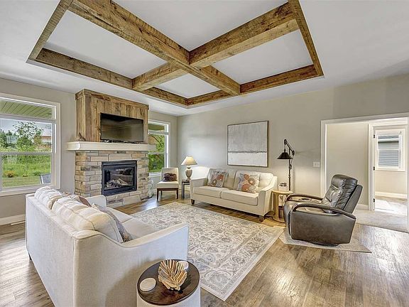 3rd image of 1785 Meadowland Ct