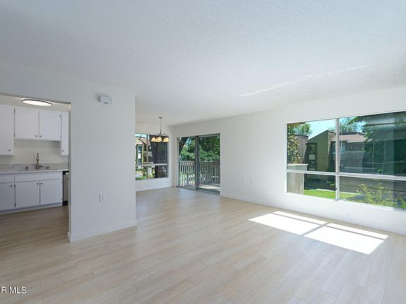 2nd image of 824 Pinetree Cir APT 25