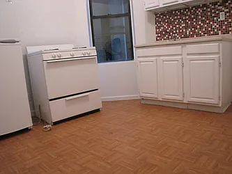 Rented by Concept Real Estate Group