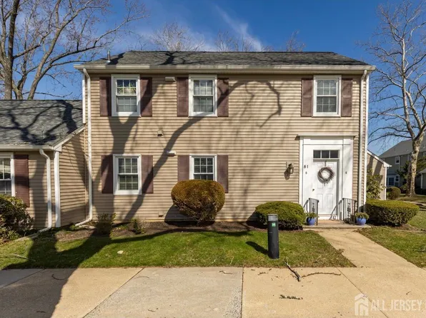 81 N Dorset Ln #B, Monroe Township, NJ 08831
