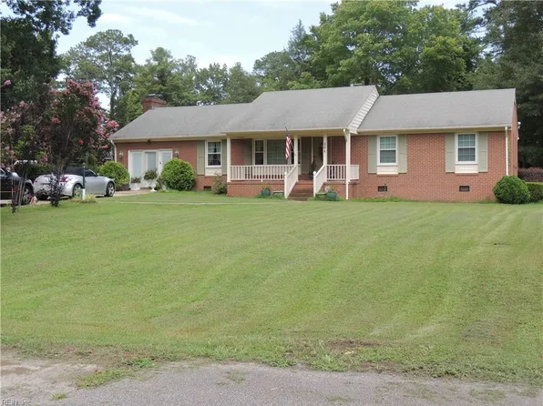 204 Holly Cove St, Franklin, VA 23851