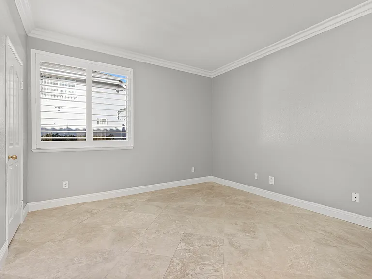 13163 Valewood Rd — Photo 12