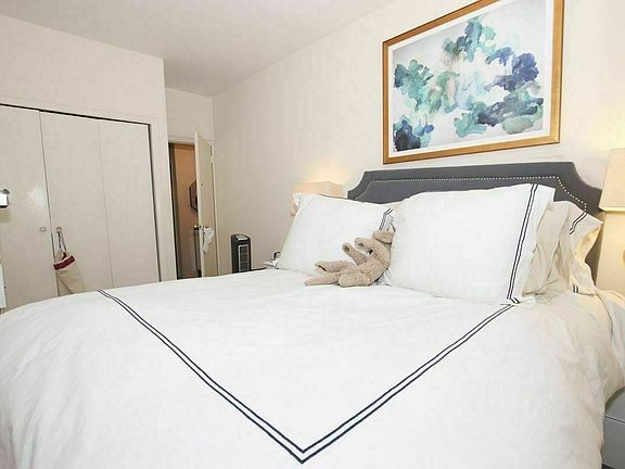 2nd image of 315 6th Ave APT 2