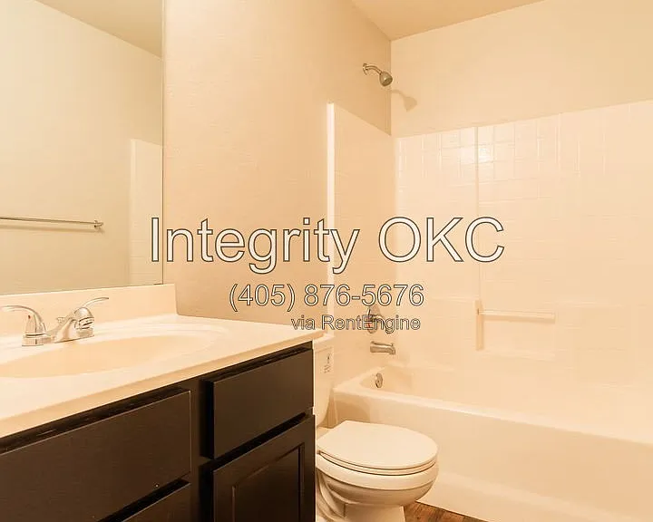 13233 Bridgewater Dr — Photo 20