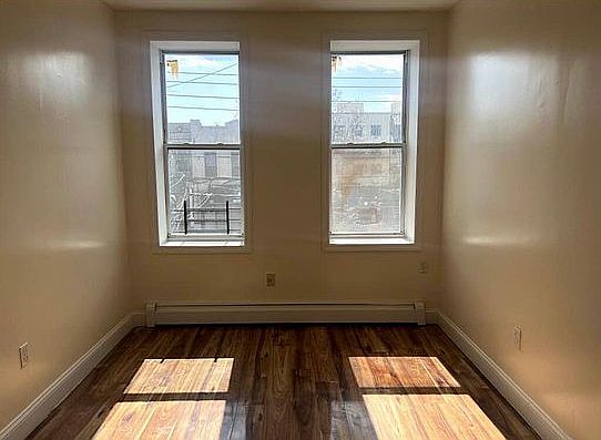 5th image of 649 Pennsylvania Ave #2F