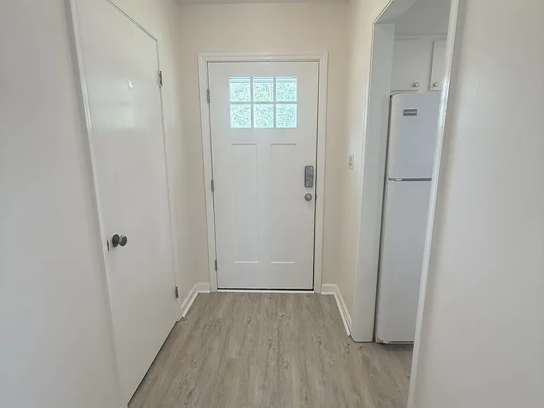 6576 Pebble Beach Cres — Photo 5