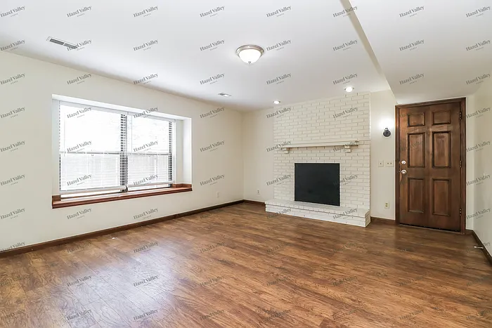 12240 Kimbrough Dr — Photo 6