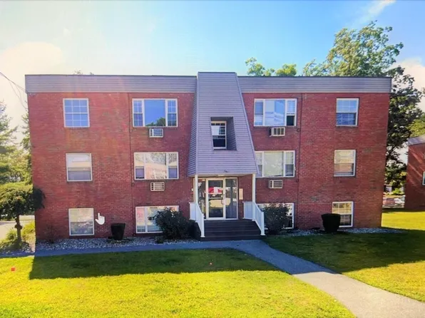 99 Cluff Crossing Rd APT B12, Salem, NH 03079