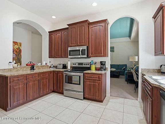 4th image of 4344 High Ridge Ave