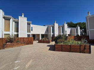 1050 S Monaco Pkwy UNIT 107, Denver, CO 80224