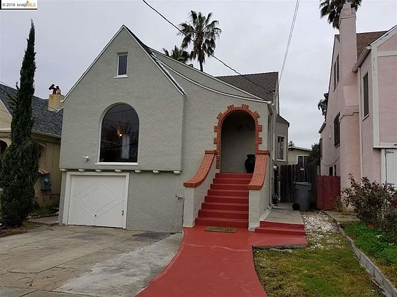 3rd image of 2833 73rd Ave