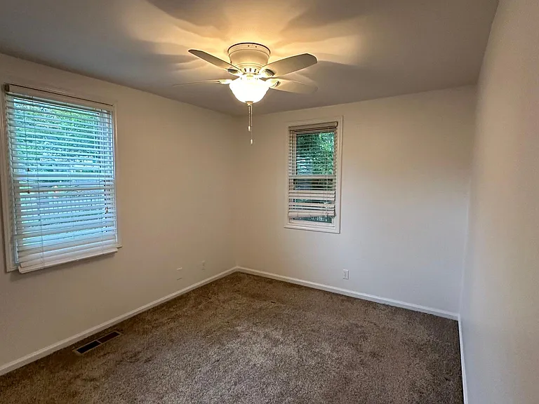 511 Nichol Rd — Photo 6