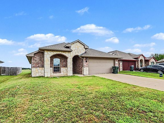 2nd image of 132 Willowbend Loop