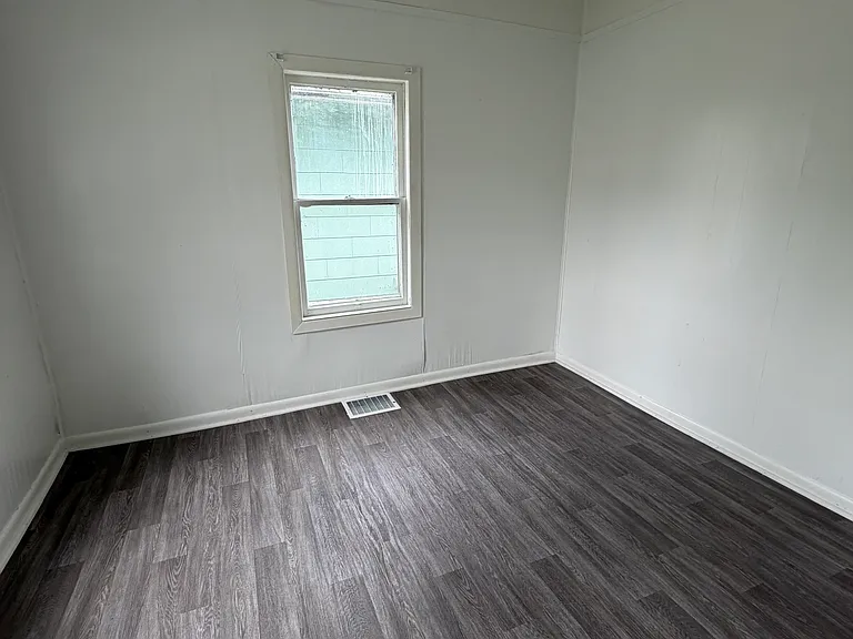1615 N Courtland Ave — Photo 6