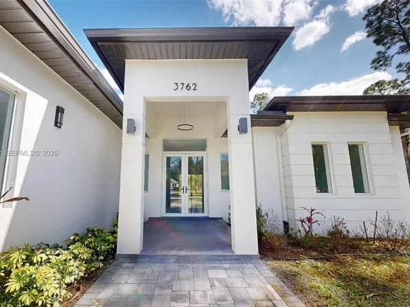 3762 32nd Ave SE, Naples, FL 34117