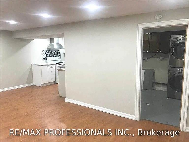 1582 Otterby Rd #BASEMENT — Photo 14