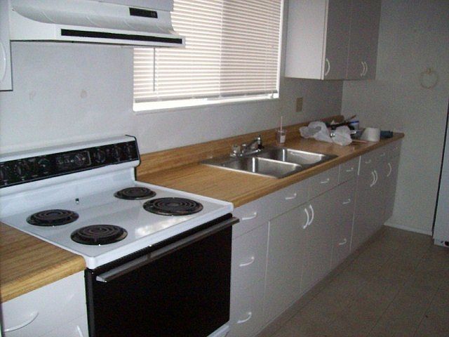 2nd image of 424 S King St