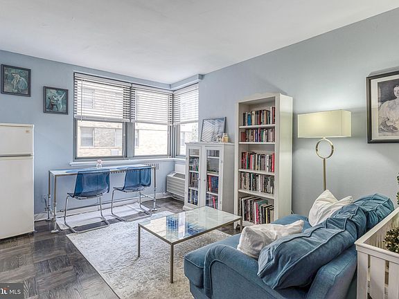 2nd image of 2601 Pennsylvania Ave APT 327