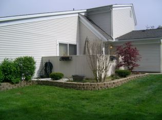 5526 Weston Ct APT D, Willoughby, OH 44094