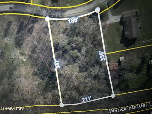 4th image of 2310 Roseberry Rd