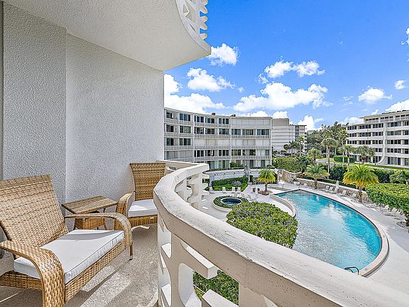 5th image of 2760 S Ocean Boulevard #310