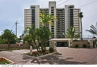 10851 Gulf Shore Dr #502 — Photo 40