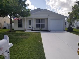 8140 Cedar Hollow Ln, Boca Raton, FL 33433