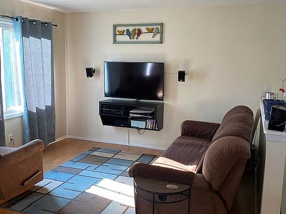2nd image of 2311 Welworth Ave