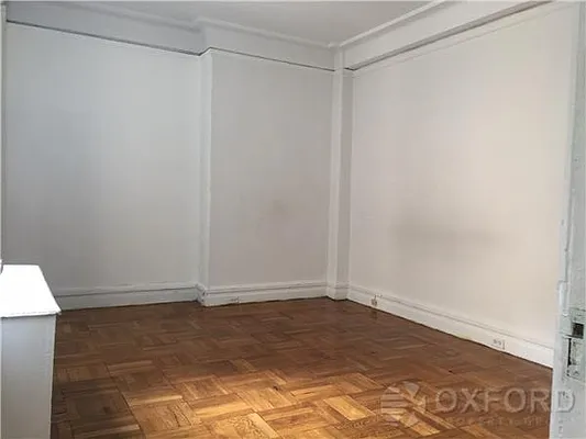 Rented by Oxford Property Group | media 35