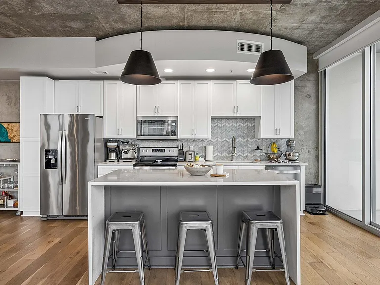 360 Nueces St #3702 — Photo 5