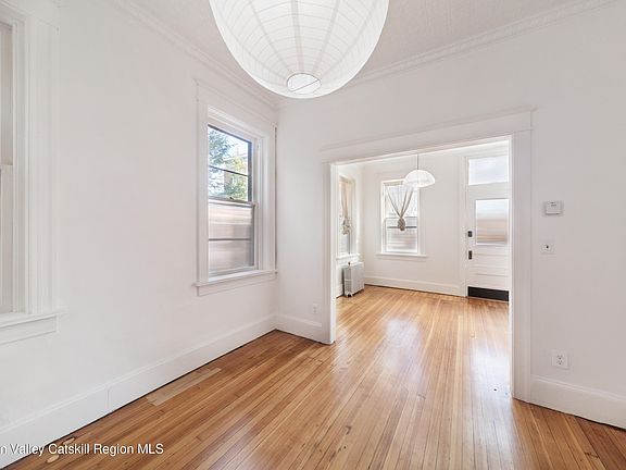 2nd image of 9 Brewster Street