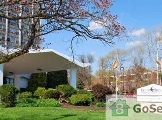 3939 Conshohocken Ave, Philadelphia, PA 19131