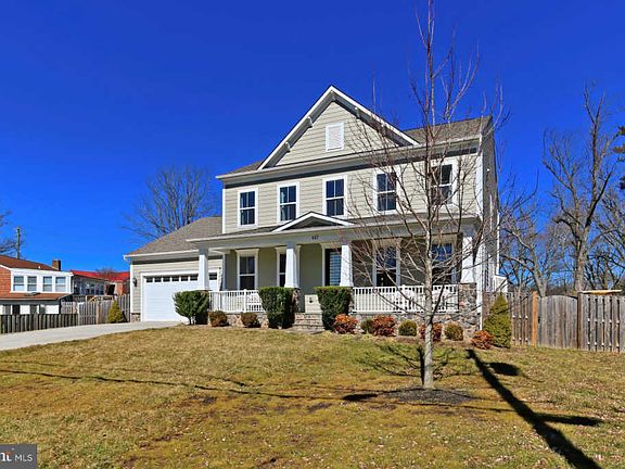 5th image of 447 Knoll St NW