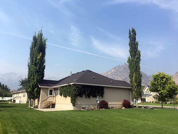 2nd image of 10363 N Applewood Cir
