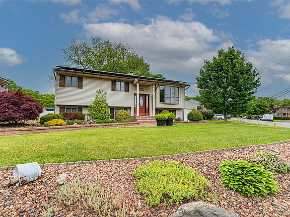 3rd image of 1603 Lad Avenue