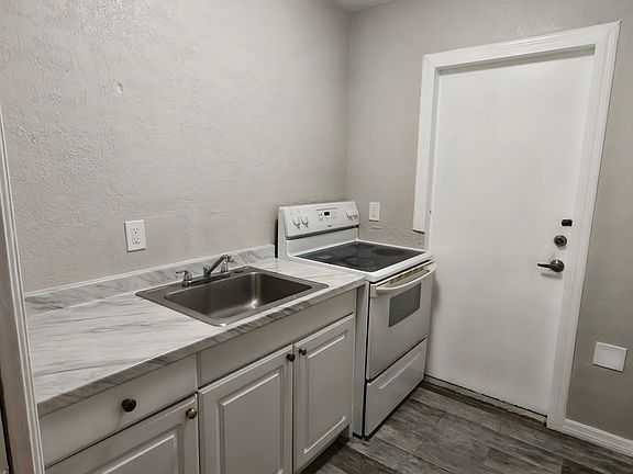 3rd image of 413 San Miguel Ave #2