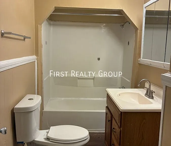 5290 Derby Rd — Photo 8